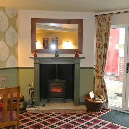 Windmill & Turnpike Guest house York
