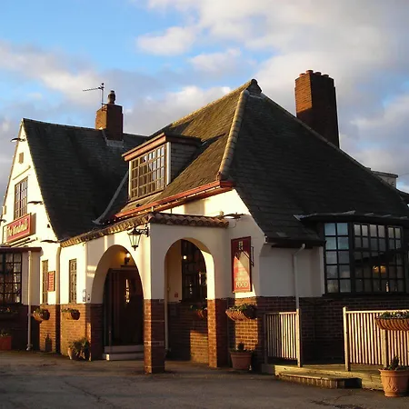 Windmill & Turnpike Guest house 4*