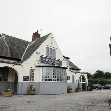 Windmill & Turnpike Guest house York